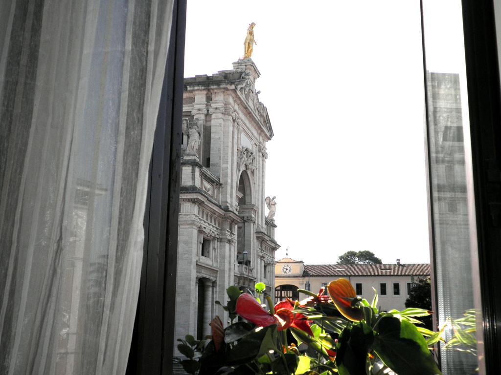 Piazza Degli Angeli Otel Assisi Dış mekan fotoğraf